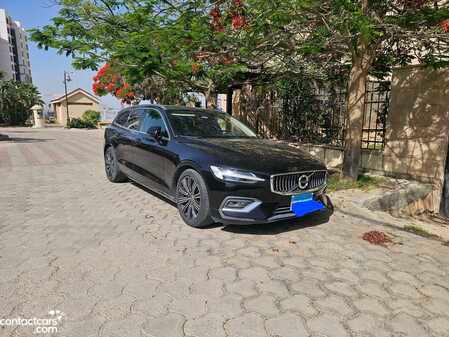Volvo V60 2021