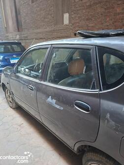 Daihatsu Sirion 2000