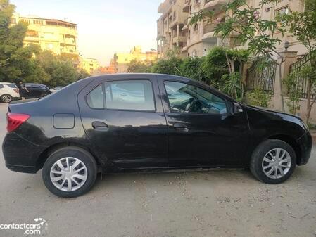 Renault Logan 2016