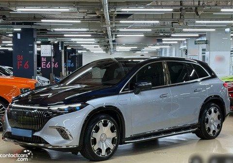 Mercedes EQS SUV 2025