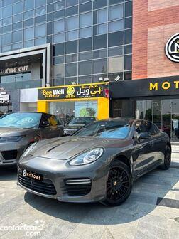 Porsche Panamera GTS 2014