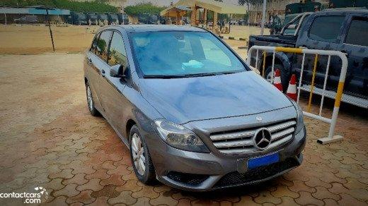 Mercedes B 180 2014