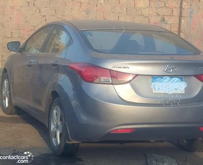 Hyundai Elantra 2012