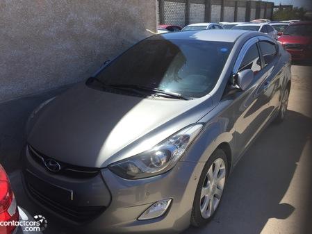 Hyundai Avante 2012