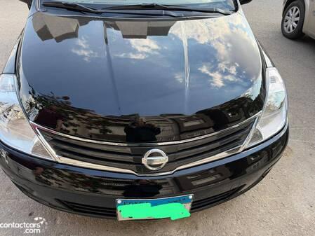 Nissan Tiida 2013