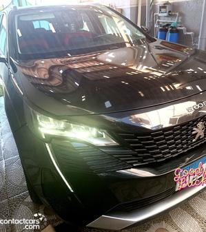 Peugeot 5008 2021