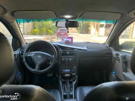 Opel Astra 2003