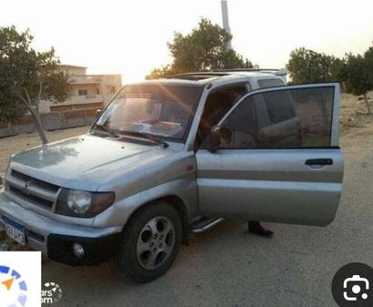 Mitsubishi Pajero 2000
