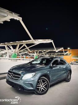 Mercedes GLA 200 2015