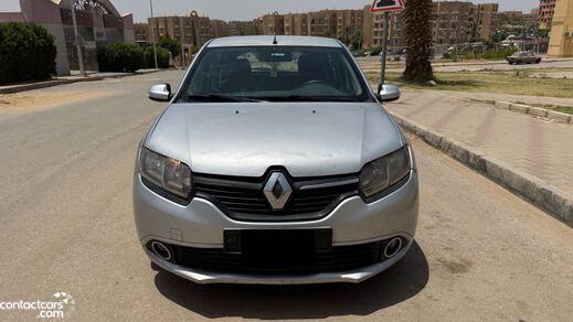 Renault Sandero 2015