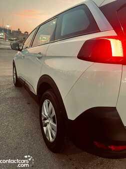 Peugeot 5008 2019