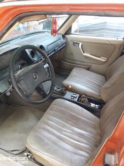 Mercedes C200 1977