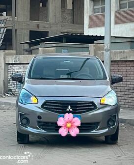 Mitsubishi Attrage 2015