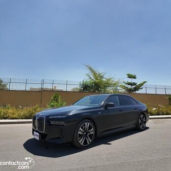 BMW i7 2024