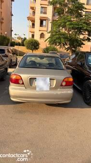 Kia Sephia 2001