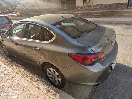 Opel Astra 2021
