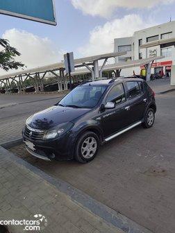 Renault Sandero Stepway 2013