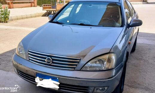 Nissan Sunny 2014