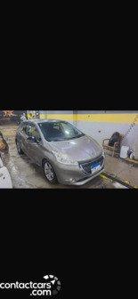 Peugeot 208 2014