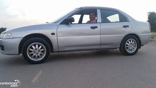 Mitsubishi Lancer Crystala 1998