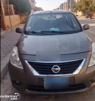 Nissan Sunny 2015