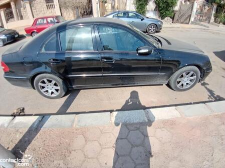 Mercedes E240 2003