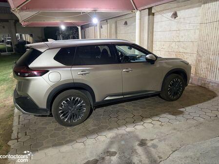 Nissan X-Trail 2025