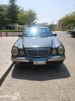 Mercedes E200 2002