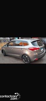 Kia Carens 2015