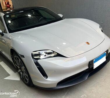 Porsche Taycan 2022