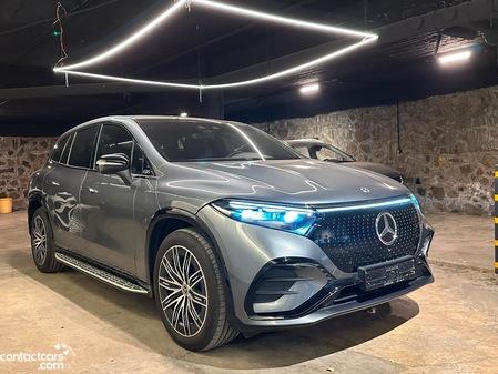 Mercedes EQS SUV 2023