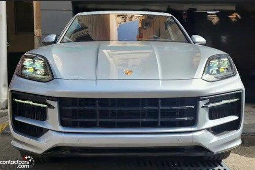 Porsche Cayenne 2022
