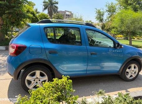 Renault Sandero Stepway 2015
