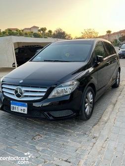 Mercedes B 180 2014