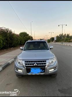Mitsubishi Pajero 2015