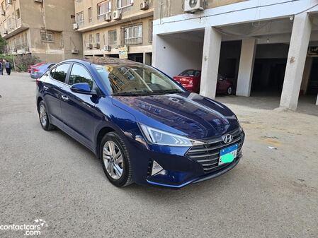 Hyundai Elantra AD 2025
