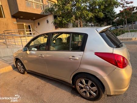 Nissan Altima 2008