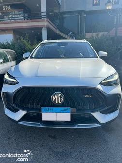MG HS 2025